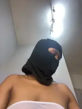 Freechat _wetaura on StripChat