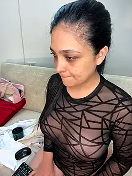 AdeleGray on StripChat