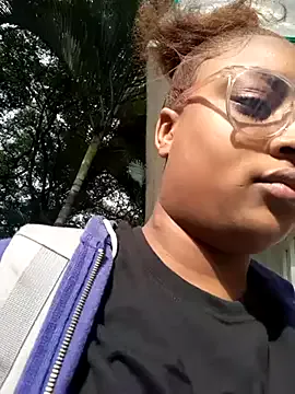 Adelehottman — fingering pussy