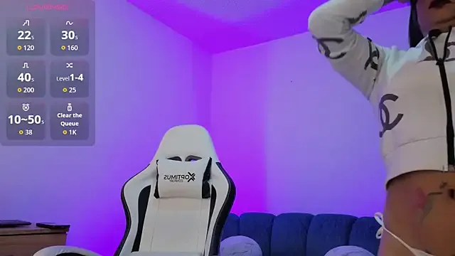 Adie__Brown — Show oil body