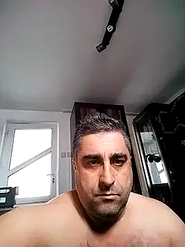 ADRIAN_ADI40 — Show shower