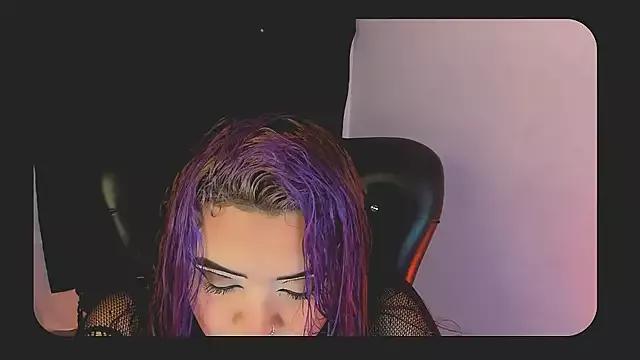 Agatha_humidity on StripChat 