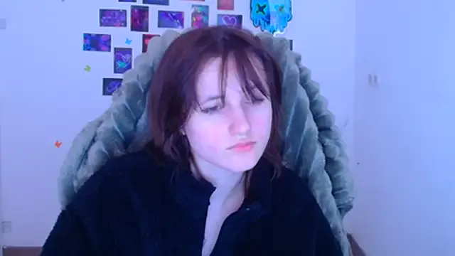 Alice_Wonderme — show nipple