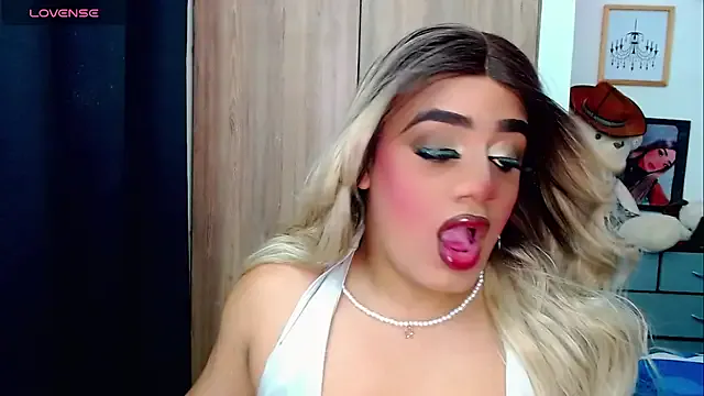 Freechat Amber_bigdick22 on StripChat