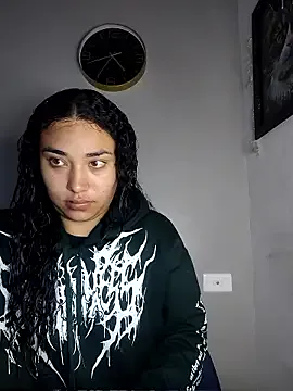 AmberGold- on StripChat