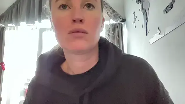 Freechat Ameli8 on StripChat