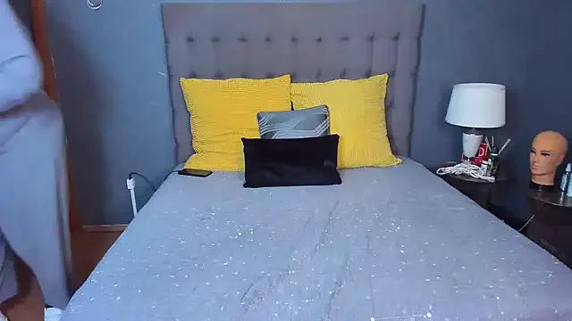 AmyCubes on StripChat