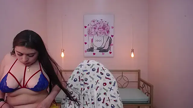 Anabeell_ on StripChat