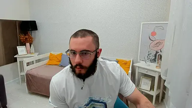 Ant_Power on StripChat