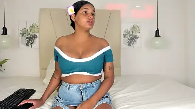 StripChat Ashley_Ebony__ is Private Ashley_Ebony__ — Show tits