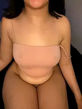 aya12aya on StripChat 