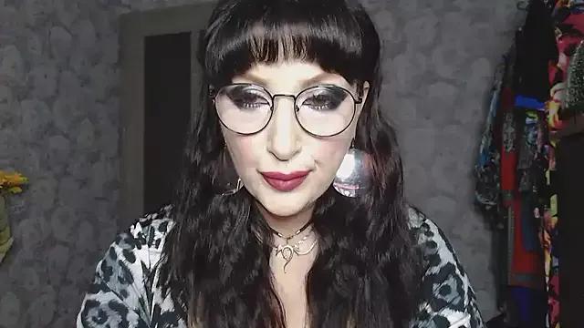 Aziza1 on StripChat 