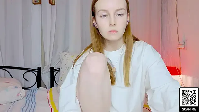 bae_cake_ — naked back tease