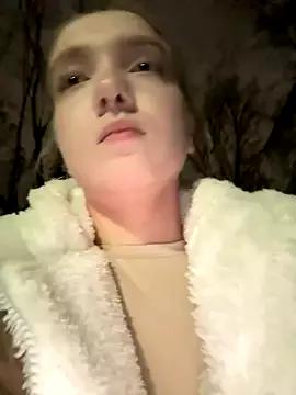 bambi_lu from StripChat