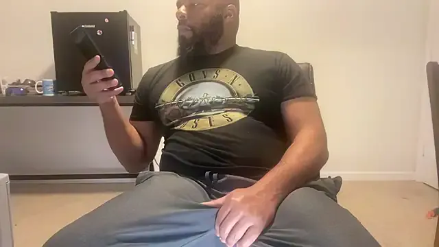 Bbcfun44 on StripChat