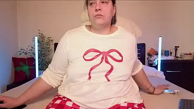 Bbw_Goddes on StripChat