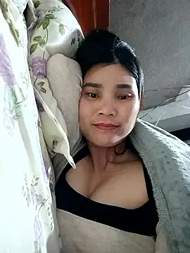 Bear_bear0 on StripChat