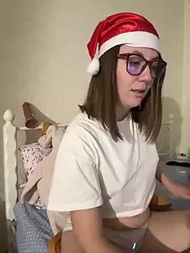 BeatriceTender on StripChat