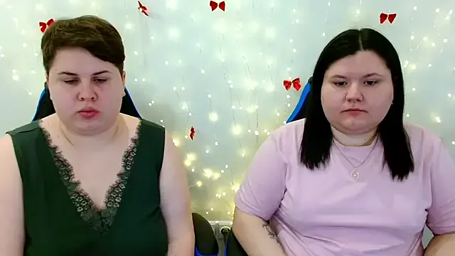 BeckyAndHellen on StripChat