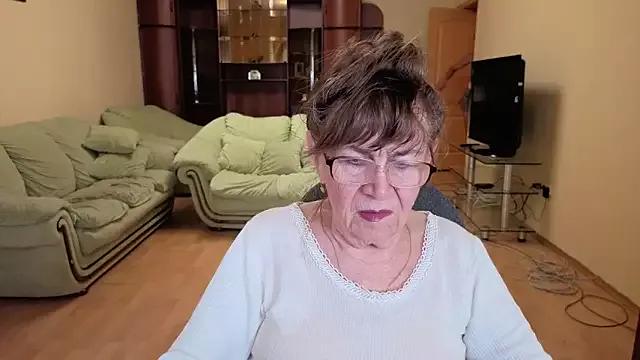 Betty_Brick on StripChat 