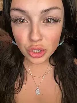 Freechat biancasuger on StripChat