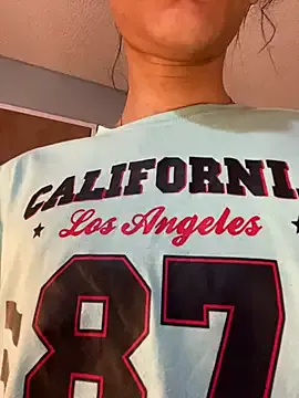 StripChat blondiebbc is Freechat blondiebbc — let's go get my big load of milk guys...