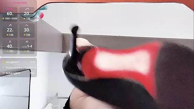 Caicai-a on StripChat 