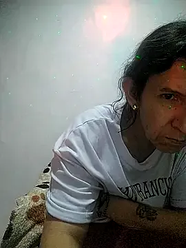 Cameron_puppy on StripChat