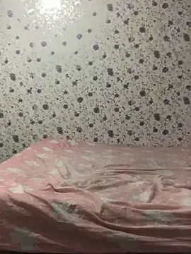 Candy_Queenn on StripChat