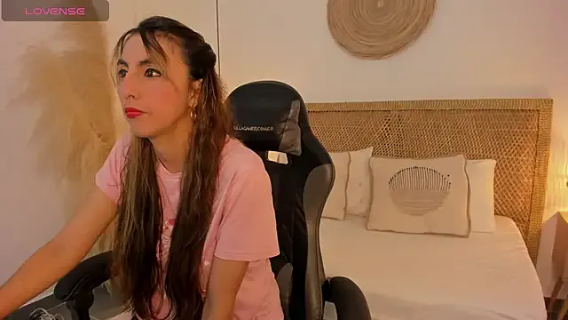 StripChat candy_summer28 is Freechat candy_summer28 — oil show with my boobs