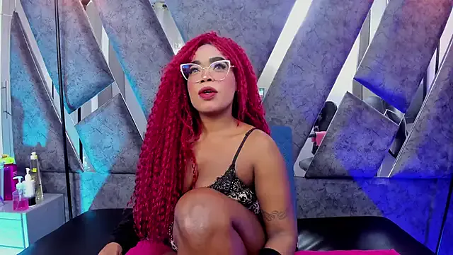 CandyMartinez_ on StripChat