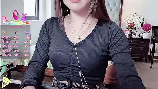 Caryln-Bun from StripChat