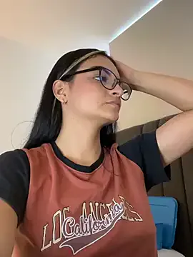 Freechat Cat2525 on StripChat