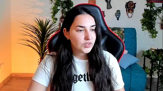 CeceliaJohnson on StripChat 