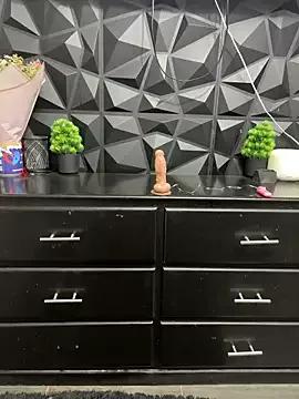 celia-hot from StripChat