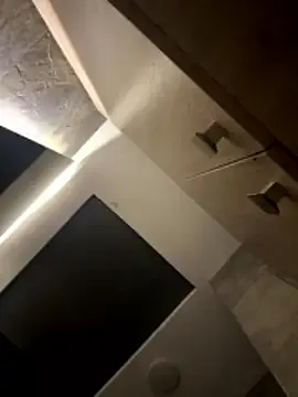 Freechat CeliWoods on StripChat