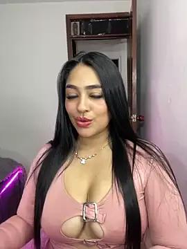 Freechat Charlotte_cutee18 on StripChat