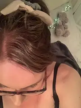 CherryCe on StripChat