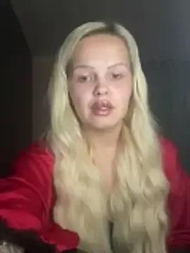 CherryXOX- from StripChat