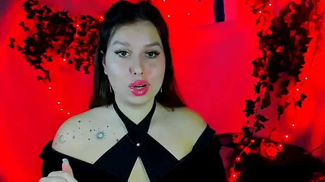 Freechat ChloeRicc on StripChat