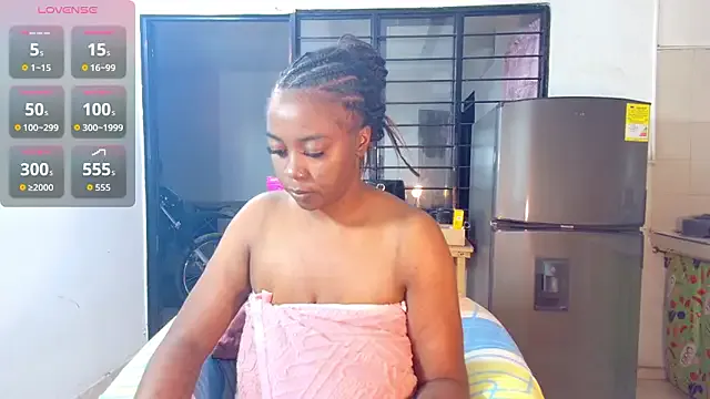 Freechat CiaraEbony on StripChat