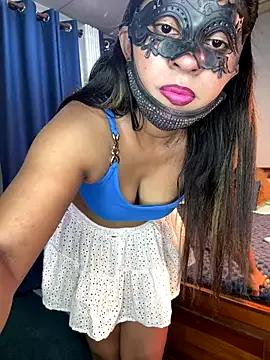 Cinderella-98 from StripChat