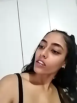 Freechat cleopatra-tykhe on StripChat