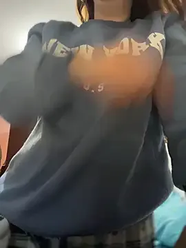 Cloew_Marz on StripChat