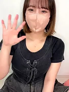 CocoaMilk18 on StripChat 