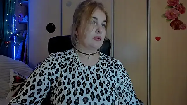 CoraSwon on StripChat