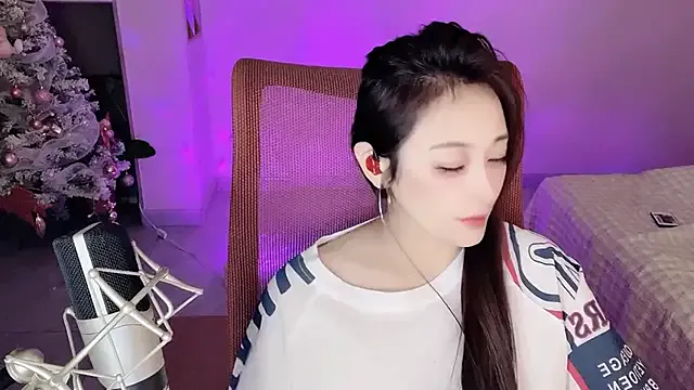 Freechat Daisy-77 on StripChat