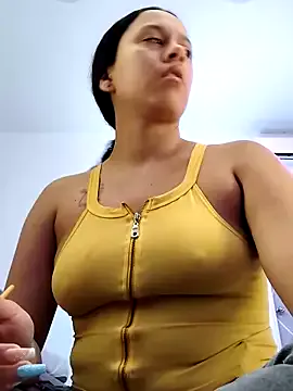 DakotaSanderss —  sloopy blow job in DOGGY