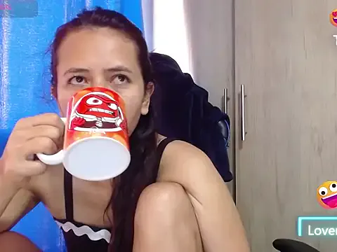 Freechat Danielagomez33 on StripChat