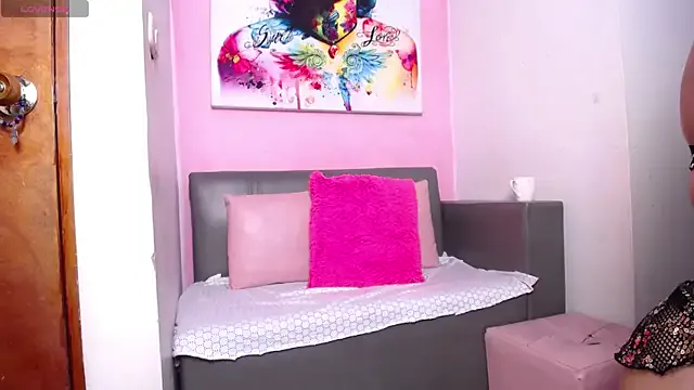 Freechat danycute_ on StripChat